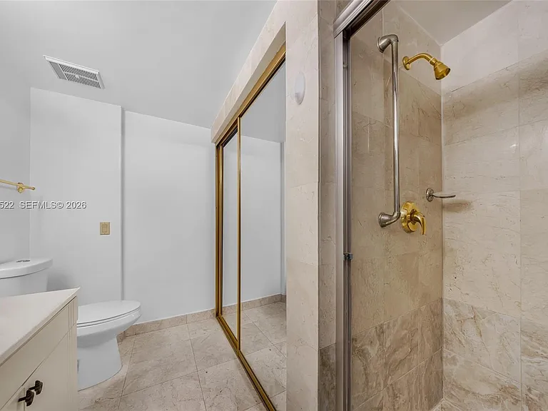 3610 Yacht Club Dr #1016 — Photo 15