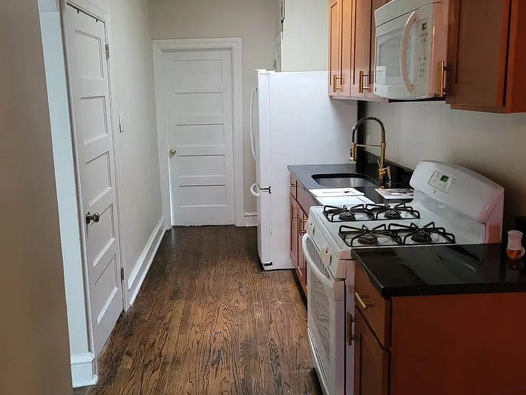 5424 Diamond St #2 — Photo 11