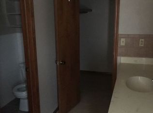 2046 S Thelma Ave, Springfield, MO 65807