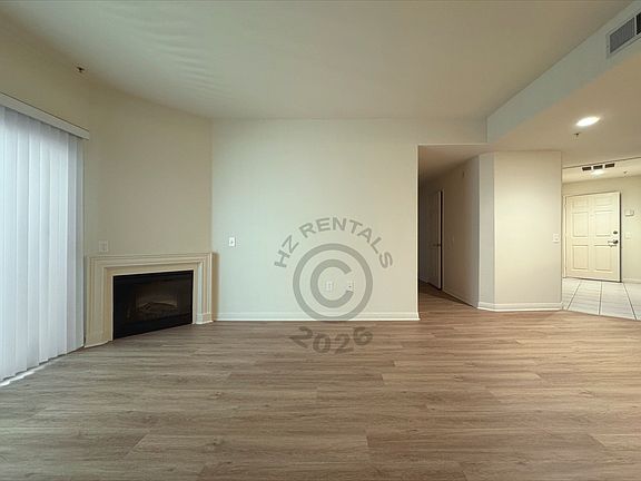 2nd image of 12140 Moorpark St APT 103