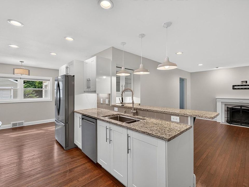 1st image of 7125 N Longacre ROAD