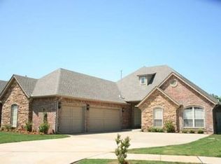 505 Kelsi Dr, Moore, OK 73160