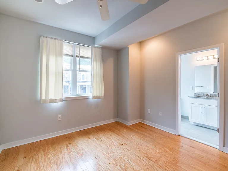 4124 Tower St — Photo 22