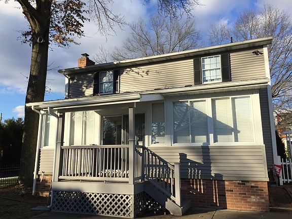 4th image of 1624 Washington Ave