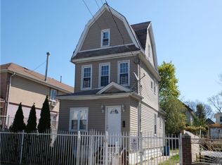 12245 134th St, South Ozone Park, NY 11420