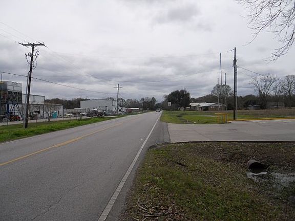 3rd image of 1004 Nina Hwy