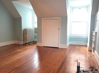 2036 Locust St #4C, Philadelphia, PA 19103