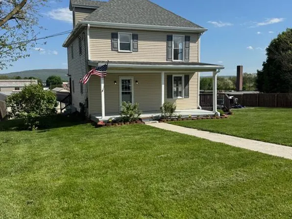 610 Ringgold St, Waynesboro, PA 17268