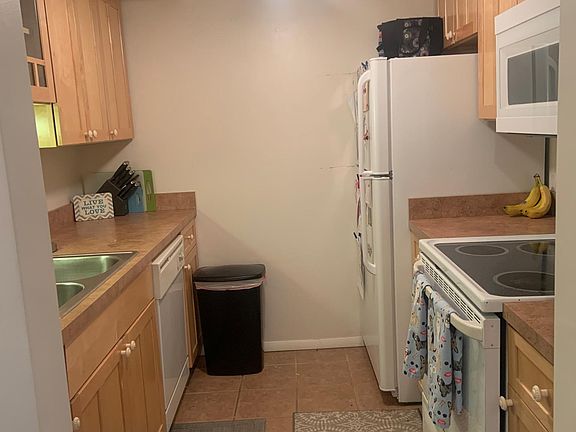3rd image of 6180 Knoll Lane Ct APT 302