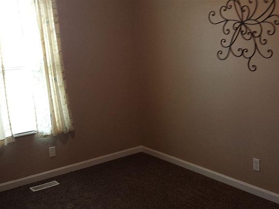 4th image of 3410 Lost Creek Dr