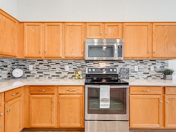 3rd image of 2350 S Southwind Dr