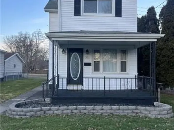 71 E 34th St, Shadyside, OH 43947