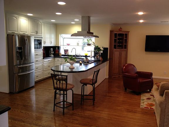 3rd image of 2168 Calabazas Blvd