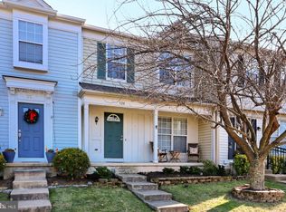 328 Hedgestone Ter NE, Leesburg, VA 20176