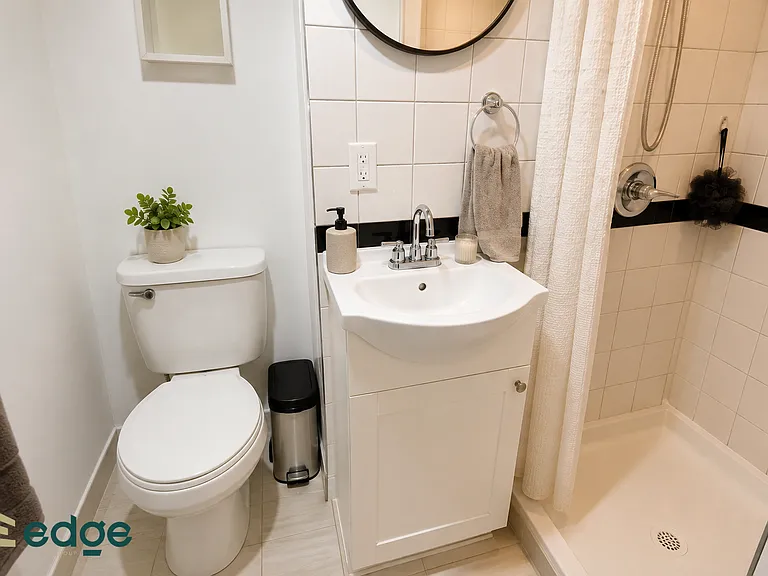143 N 8th St #1L — Photo 7