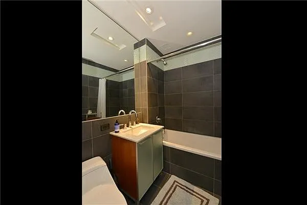 Sold by Trump International Realty | media 9