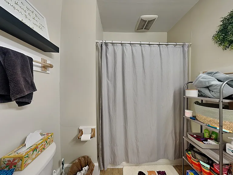 52 Euclid Ave #52 — Photo 15