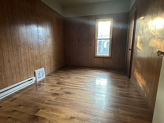 5th image of 328 E 1st St #1