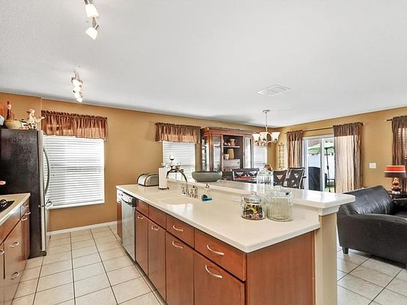 5th image of 2705 Big Timber Dr