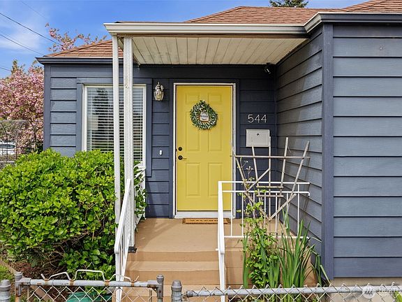 4th image of this home
