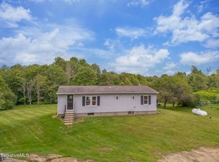 6 Frary Rd, Peru, MA 01235