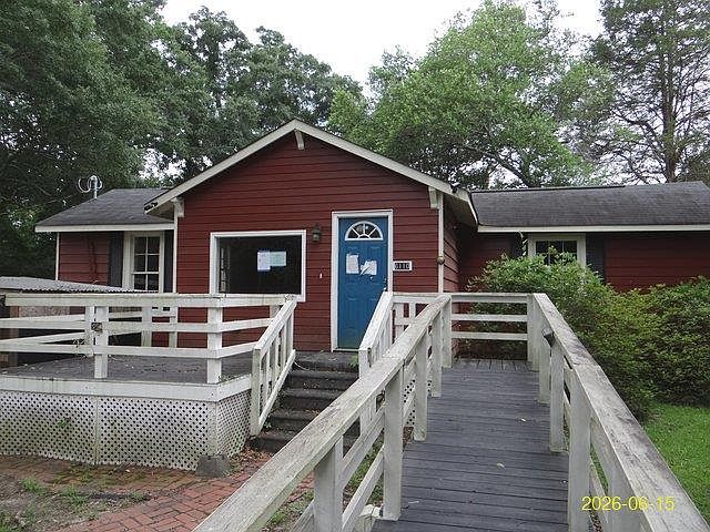 1st image of 6110 Crystal Dr