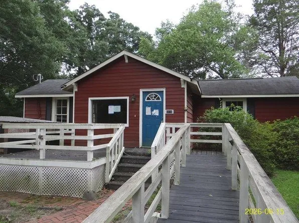 6110 Crystal Dr, Columbus, GA 31907