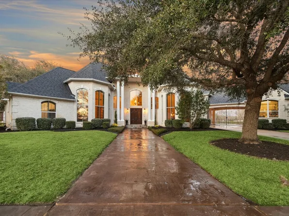 7843 Lakebrook Dr, Missouri City, TX 77459