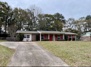 228 Yellowleaf Dr, Enterprise, AL 36330