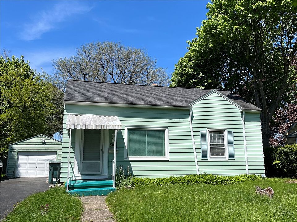 1st image of 304 Ashwood Dr