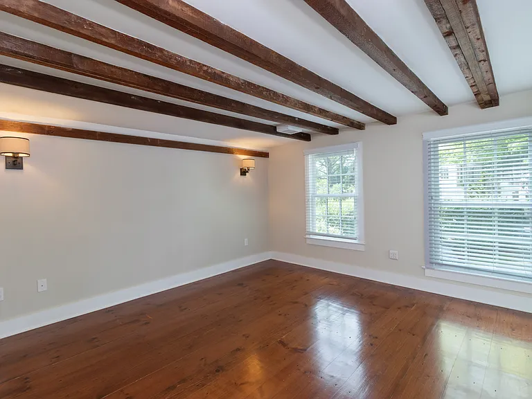 200 Whitfield St — Photo 14