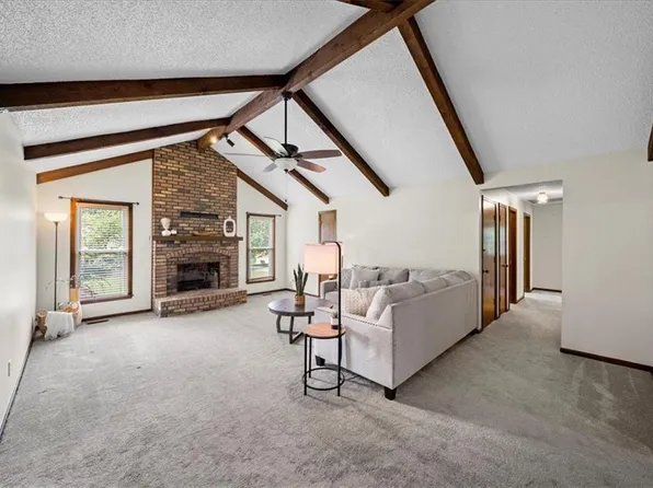 7511 NW 81st St, Kansas City, MO 64152