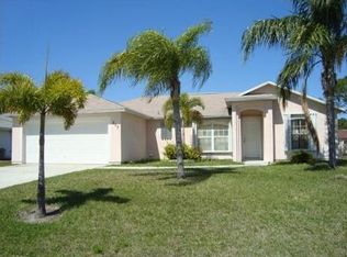 233 SW Parish Ter, Pt Saint Lucie, FL 34953