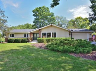 W158N9746 Broadleaf Ln, Germantown, WI 53022