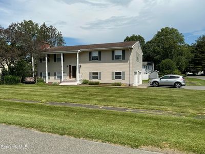 6 Greenings Ave, Pittsfield, MA, 01201