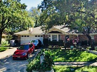 121 Heneretta Dr, Hurst, TX 76054