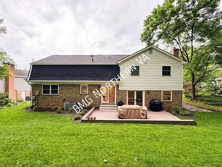 404 Onondio Cir SE — Photo 43