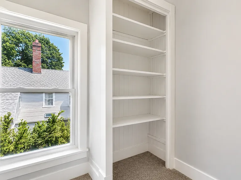 832 Washington St — Photo 22