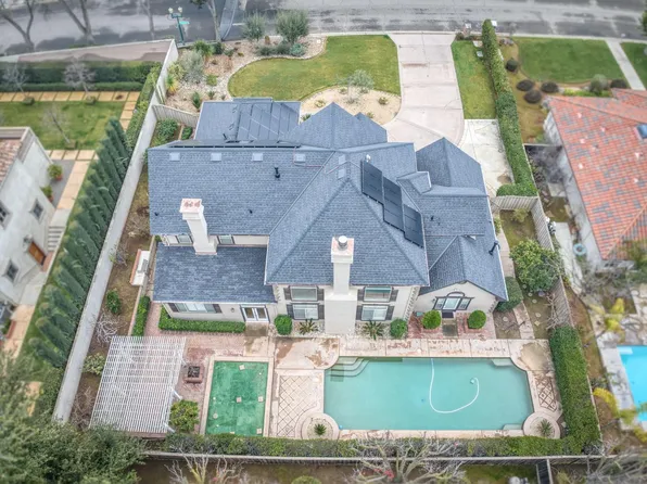 2450 W Beechwood Ave, Fresno, CA 93711