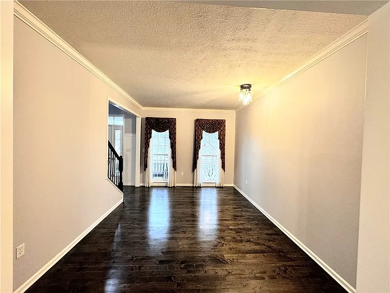 1418 N Shevlin Ct — Photo 11
