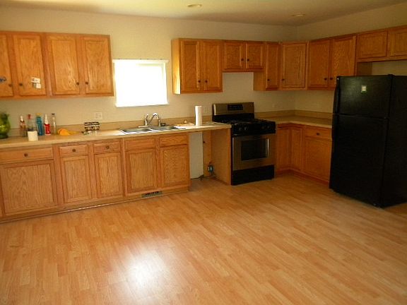4th image of 222 Brierhill Dr