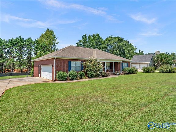 3rd image of 1008 Cimarron Dr