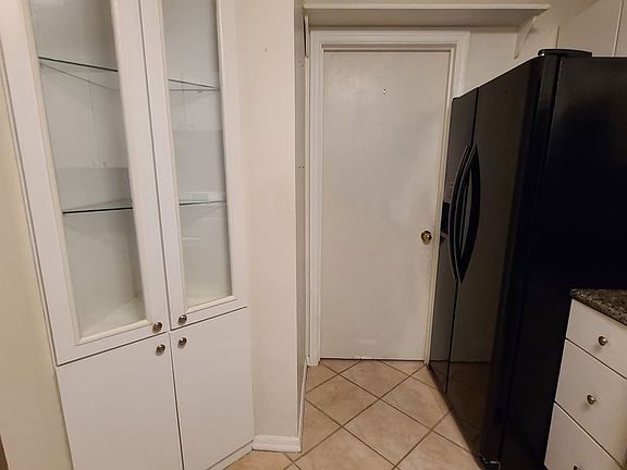 3rd image of 3524 NW 37th Ave