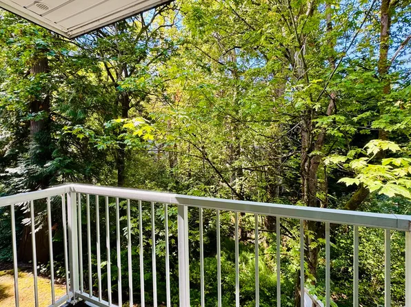Eagle's Ridge, 12315 NE Woodinville Dr #211, Woodinville, WA 98072