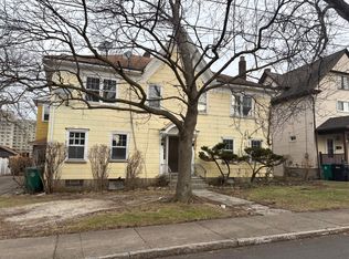 816 Lincoln Pl #1, Niagara Falls, NY 14305