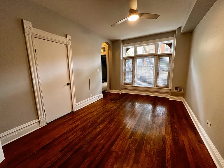 1811 W Cortland St #G-1 — Photo 3