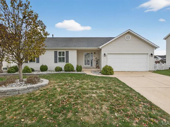 6 Kelso Dr, Saint Charles, MO 63301