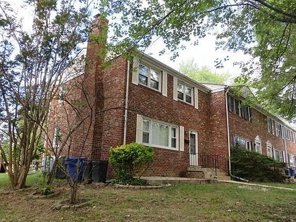 2nd image of 136 Charles Pl
