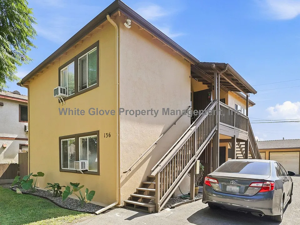 136 E Ash Ave.