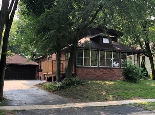 232 S River St, Batavia, IL 60510